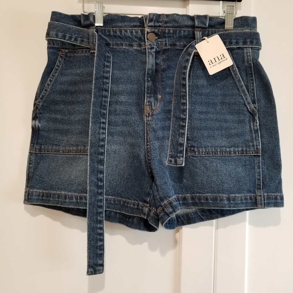 NWT a.n.a belted denim shorts